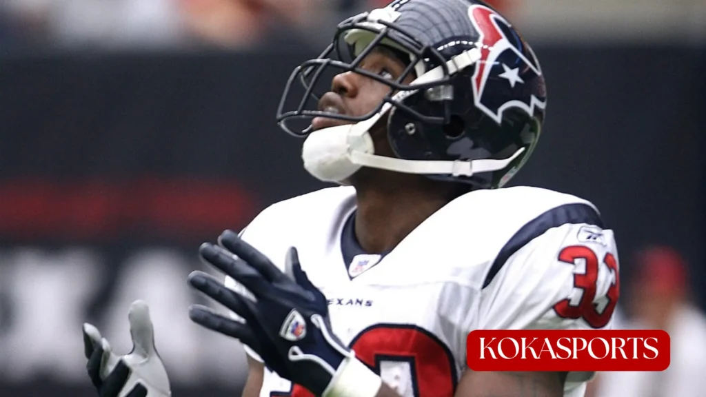 Why the Go Route Football Is So Important for the Offense